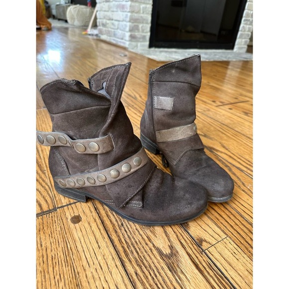 Miz Mooz Suede Booties 38 - Picture 1 of 8